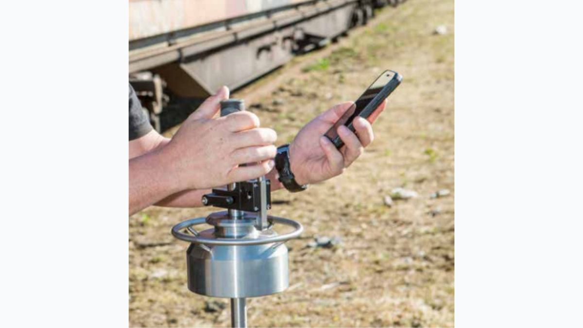 PRIMA 100 LWD smartphone and Bluetooth connection