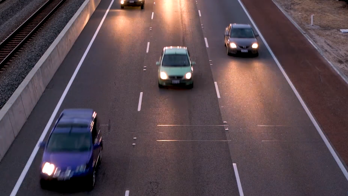 MC5600 roadside housing