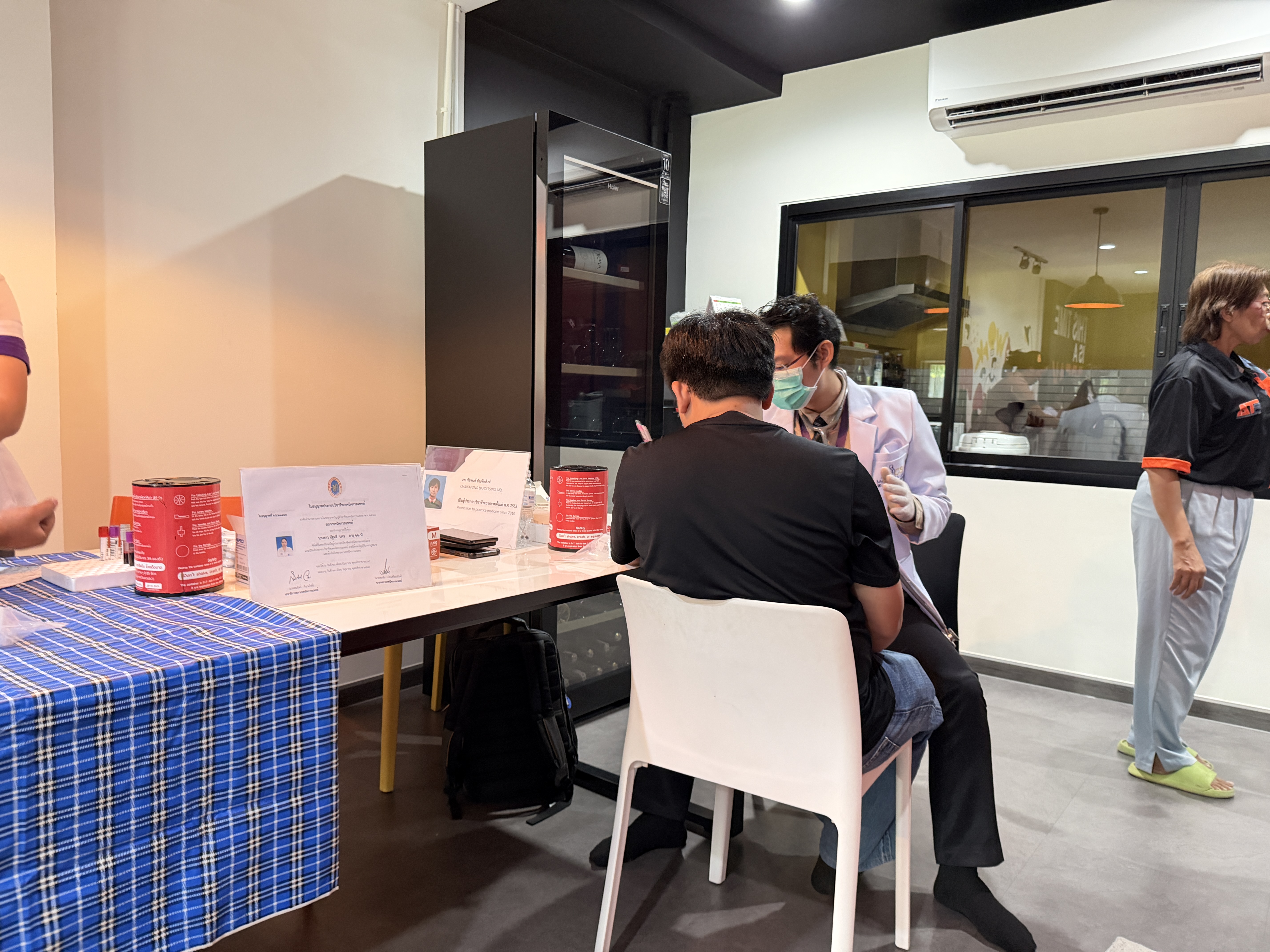 แพทย์ให้คำปรึกษา